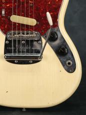 Fender 1965 Mustang White_9