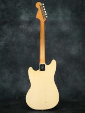 Fender 1965 Mustang White_10