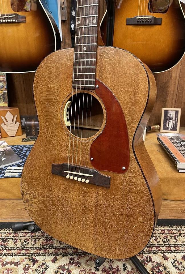 スナフキソ様専用ナローネックGibson LG1 ヴィンテージ チェリー