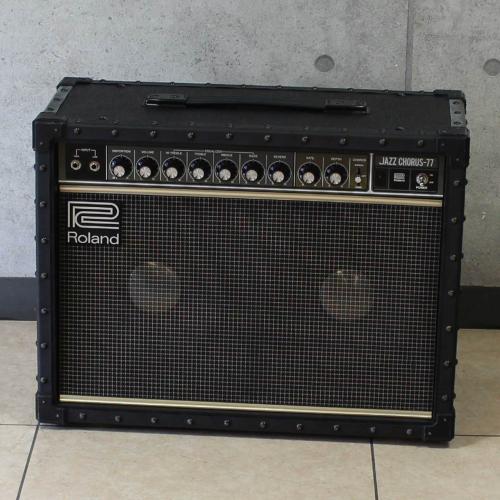 Roland JC-77