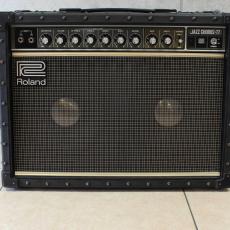 Roland JC-77_5