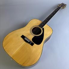 YAMAHA FG300D_2