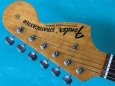 Fender STRATOCASTER 3CS/R_5