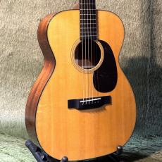 Martin 【実機動画あり】【当店限定特典付き】00-18 Standard #2865999【抱え心地の良い万能な1本】