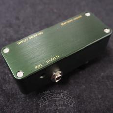 One Control Hooker’s Green Bass Machine_3