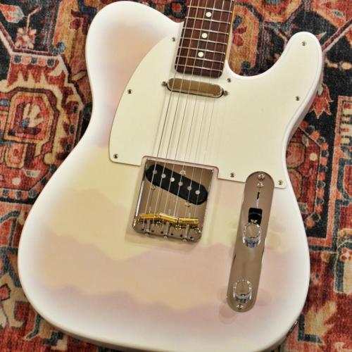 Fender Made in Japan Hybrid II 2026 Collection Telecaster Misty Satin, Rosewood Fingerboard, Yellow Mist