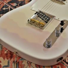 Fender Made in Japan Hybrid II 2026 Collection Telecaster Misty Satin, Rosewood Fingerboard, Yellow Mist_3