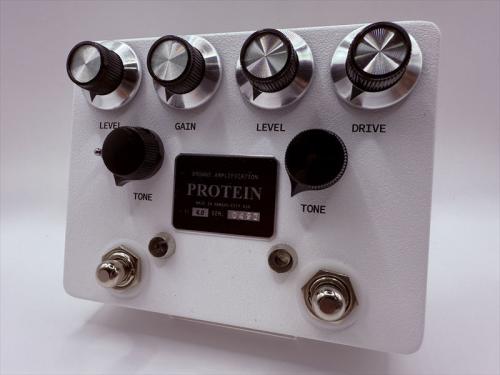 BROWNE AMPLIFICATION The Protein V4 White  -Dual Overdrive-
