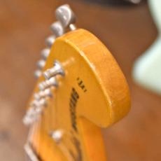 Fender Japan MG69 3TS_3