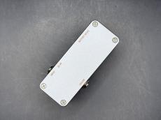 One Control Fluorescent Orange AIAB_2