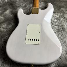 Fender Limited Edition American Vintage II 1957 Stratocaster 3A Flame Neck -White Blonde【現物画像】_5