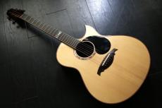 A.Kuwano Guitars（桑野亜矢喜） カスタムメイド　ハカランダ・カッタウェイ　セール期間限定価格_5