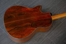 A.Kuwano Guitars（桑野亜矢喜） カスタムメイド　ハカランダ・カッタウェイ　セール期間限定価格_6