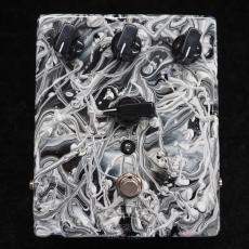 Bob Burt GR8T DISTORTION_5