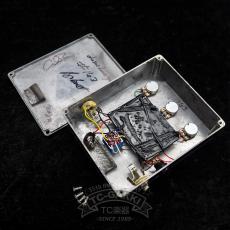Bob Burt GR8T DISTORTION_6