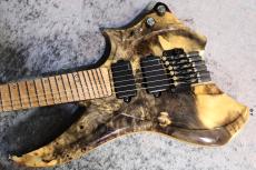 Tobon Guitars Custom Order Model TG053 6st Backeye Burl Top Black Burst 【コロンビア製】【6弦仕様】【ヘッドレス】_5