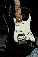 Fender American Professional Stratocaster HSS / 2017