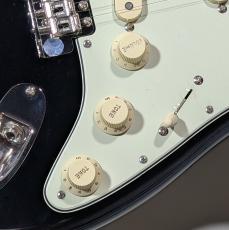 Fender American Vintage II 1961 Stratocaster -Black-【3.44kg】【クロサワ楽器限定】_4