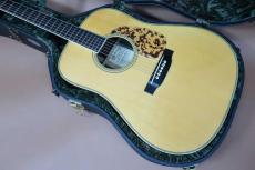 Martin D-28CWB Commemorative Edition / Clarence White・Large Sound Hole・Premium Adirondack Spruce Top・Premium Brazilian Rosewood  Side and Back・Ebony Fingerboard and Bridge ・Long Sddle【With Original Case】2003_2