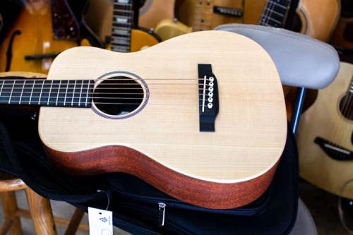 Martin LX-1L レフティ　左利き　アンプに繋げる　リトルマーティン　【　LX1　L　Lefty 　】