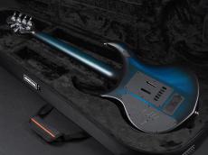 MUSIC MAN Majesty 6 ~Blue Silk~_16