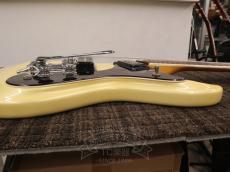 Mosrite USA V-65 Model MARK-I 1965 Reissue Pearl White_11