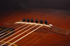 Gibson LG-2_6