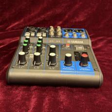 YAMAHA MG06_6