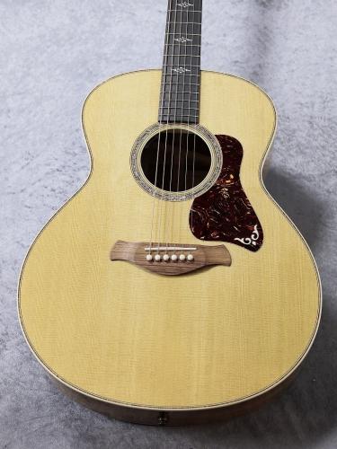 Taylor 【新製品 / 純正ストラッププレゼント!】Gold Label 814e Natural