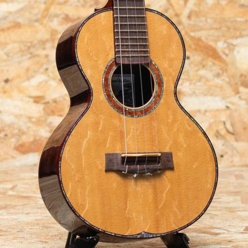 Water Road Guitars Bear Claw Sitka Spruce Tenor 2023