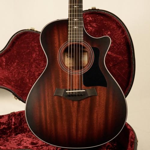 Taylor <2021年製 美品> 322ce Blackwood V-Class Shaded Edgeburst  【ES2搭載 純正ハードケース付】