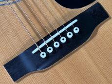Martin D-28 Modified_10