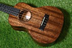 Uma ukulele UK-20ST BK Tenor