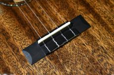 Uma ukulele UK-20ST BK Tenor_11