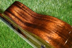 Uma ukulele UK-20ST BK Tenor_13