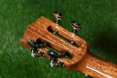 Uma ukulele UK-30ST Tenor_6