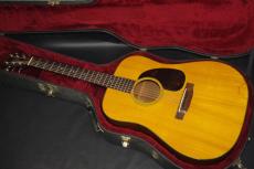 Martin D-18_2