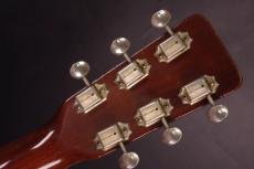 Martin D-18_5