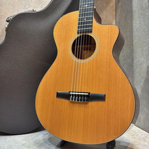 Taylor 512ce-N '16【シダー×マホガニー・オール単板エレガット】【生産完了モデル】【送料当社負担】【池袋店在庫品】
