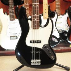 Fender Standard Jazz Bass