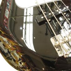 Fender Standard Jazz Bass_3