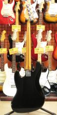 Fender Standard Jazz Bass_6