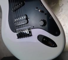 Charvel USA Custom Shop "Jake E. Lee" Signature Model _8