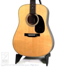 Martin D-28 Standard