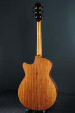 Fujii Guitars OM Cutaway_4