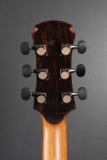 Fujii Guitars OM Cutaway_8