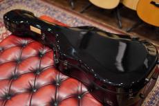 Fujii Guitars OM Cutaway_17
