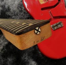 Fender Musicmaster 1961 Refinish Dakota Red / Duo Sonic modified_10