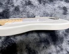 Squier Sonic Bronco Bass Arctic White / Maple【定番エントリーモデル!】【2025年製】_8