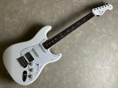 Fender MIJ Hybrid II Stratocaster HSS Rosewood / Satin Arctic White【島村楽器別注カラー/マッチングヘッド】_2